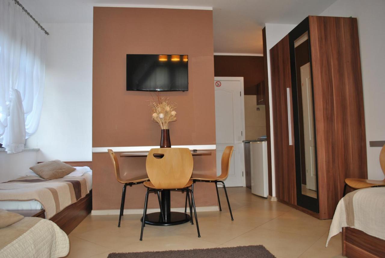 Dog Friendly Dom, Apartamenty Wichrowe Wzgorza Z Basenem Brenna Ustroń Exterior foto